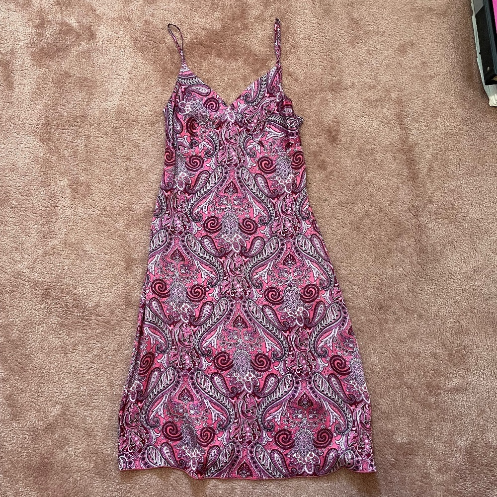 Women's slip dress pink fuchsia paisley French style fashion size 2